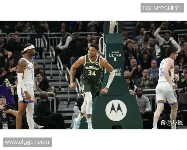 雄鹿第三节三分火力全开却两分球乏力表现形成鲜明对比